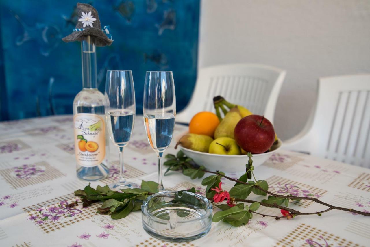 Apartments Braut Krk คิร์ก ภายนอก รูปภาพ